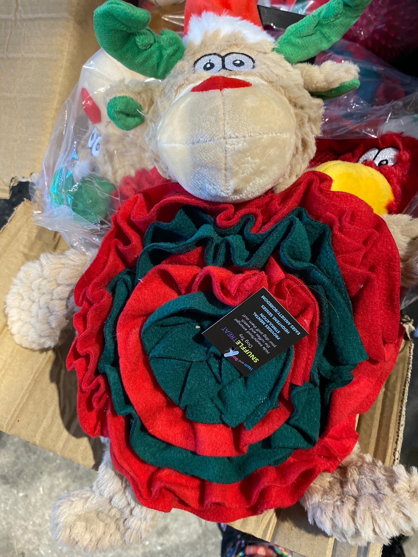 Hem & Boo Christmas Snuffle Toy