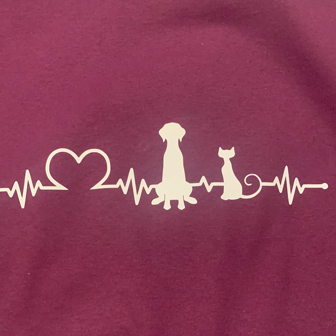 Adult T shirt. Dog, cat heartbeat